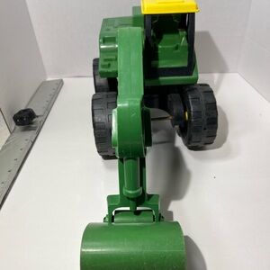 ERTL John Deere Front End Loader Plastic 13x10.5” Green Yellow